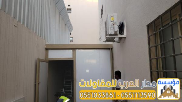 مقاول ساندوتش بانل في الرياض – تنفيذ احترافي لأعمال العزل وتركيب الملاحق