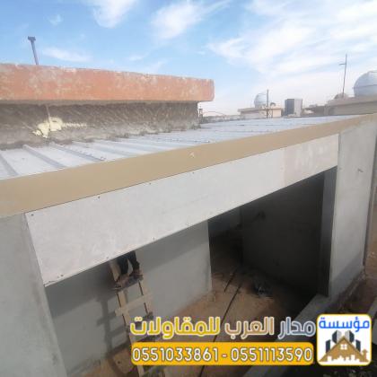 مقاول ساندوتش بانل في الرياض – تنفيذ احترافي لأعمال العزل وتركيب الملاحق