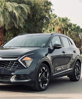 إيجار كيا سبورتاج بالسائق: استمتع بالراحة والأمان في كل مشوار.