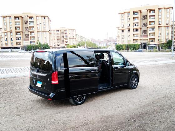 إيجار مرسيدس V-Class من بسيوني ترافيل