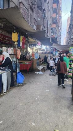 محل للبيع