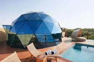 Hotel with Private Pool in Dubai | Romantic Stay in Dubai
