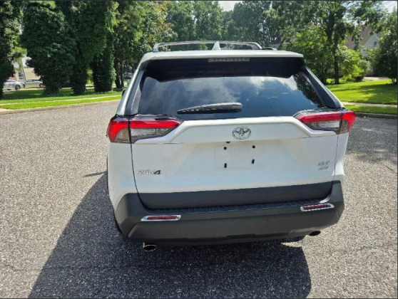2025 Toyota RAV4 XLE Full Options Gulf Model